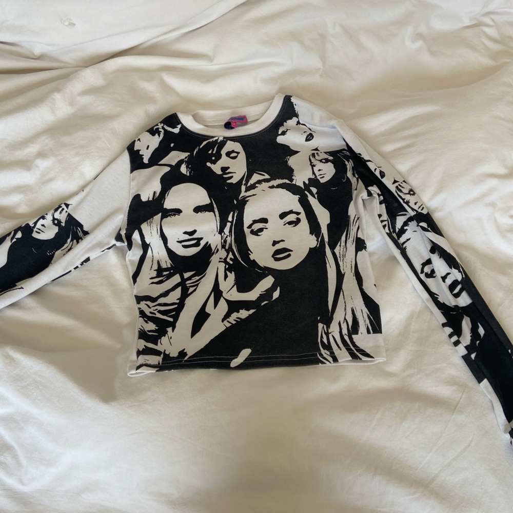 Edikted Long Sleeve Graphic Tee Black and White Face